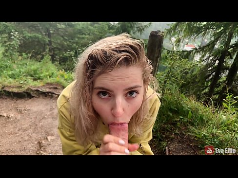 ❤️ Meisje slikt sperma na een publieke pijpbeurt - Eva Elfi ❤❌ Super sex at us ❌❤